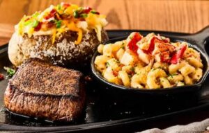 Outback Steakhouse Mac and cheese