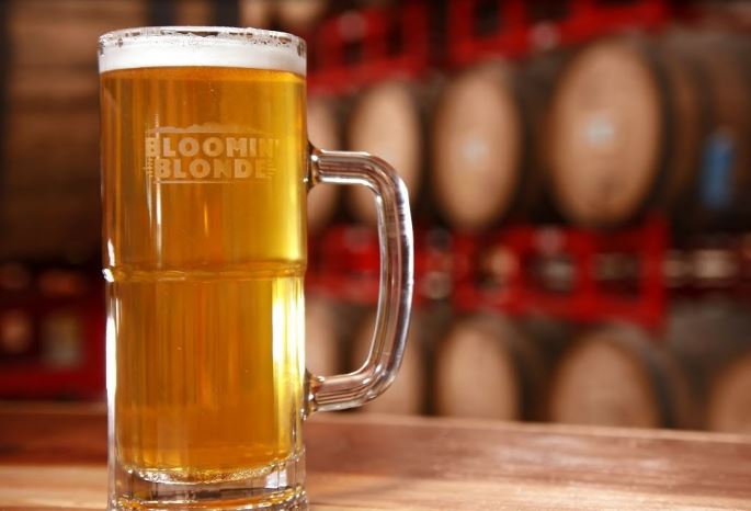Outback Steakhouse Bloomin’ Blonde Ale